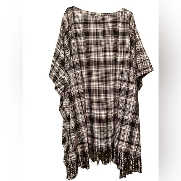 DKNY poncho - Picture 3 of 8